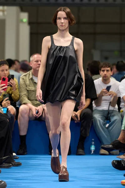 Look 23